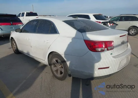 2015 Chevrolet Malibu Ls z USA, uszkodzony, nr VIN 1G11B5SL8FF198425